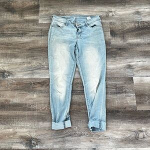 Old Navy Women’s jeans - Super Skinny mid-rise - Size 8